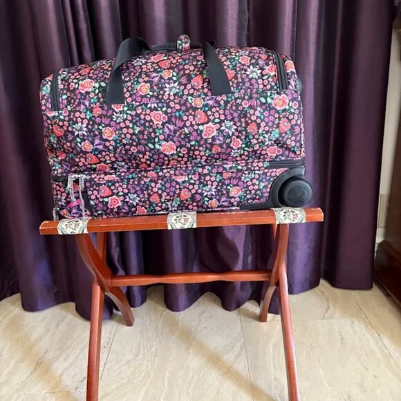 Vera Bradley Lighten Up Foldable Rolling Duffle Bag - Picture 2 of 8